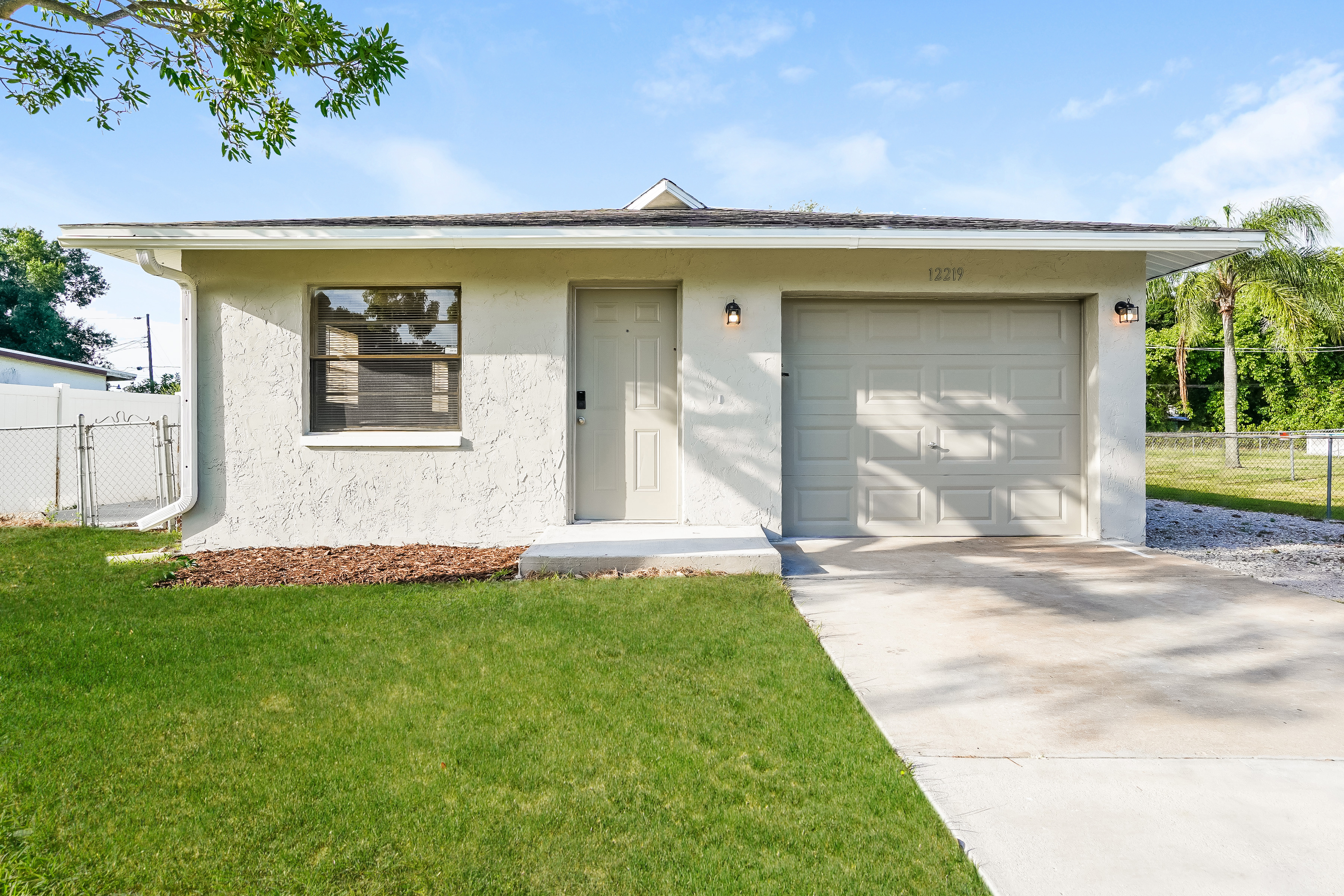12219 SECOND ST FORT MYERS, FL 33905